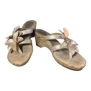B.O.C. Born Concepts Women's Vivienne Champagne Flower Wedge Sandal 9
